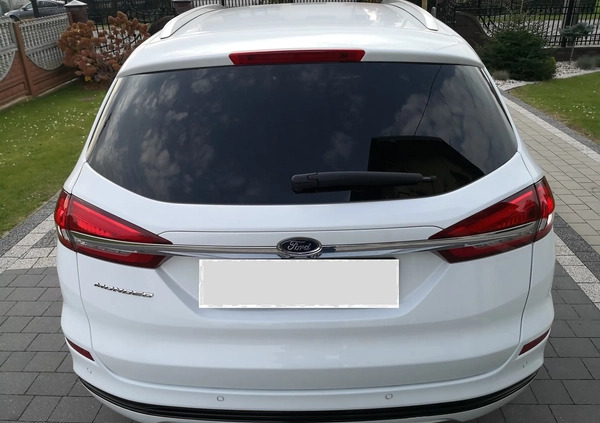 Ford Mondeo cena 68880 przebieg: 144000, rok produkcji 2018 z Krosno małe 301